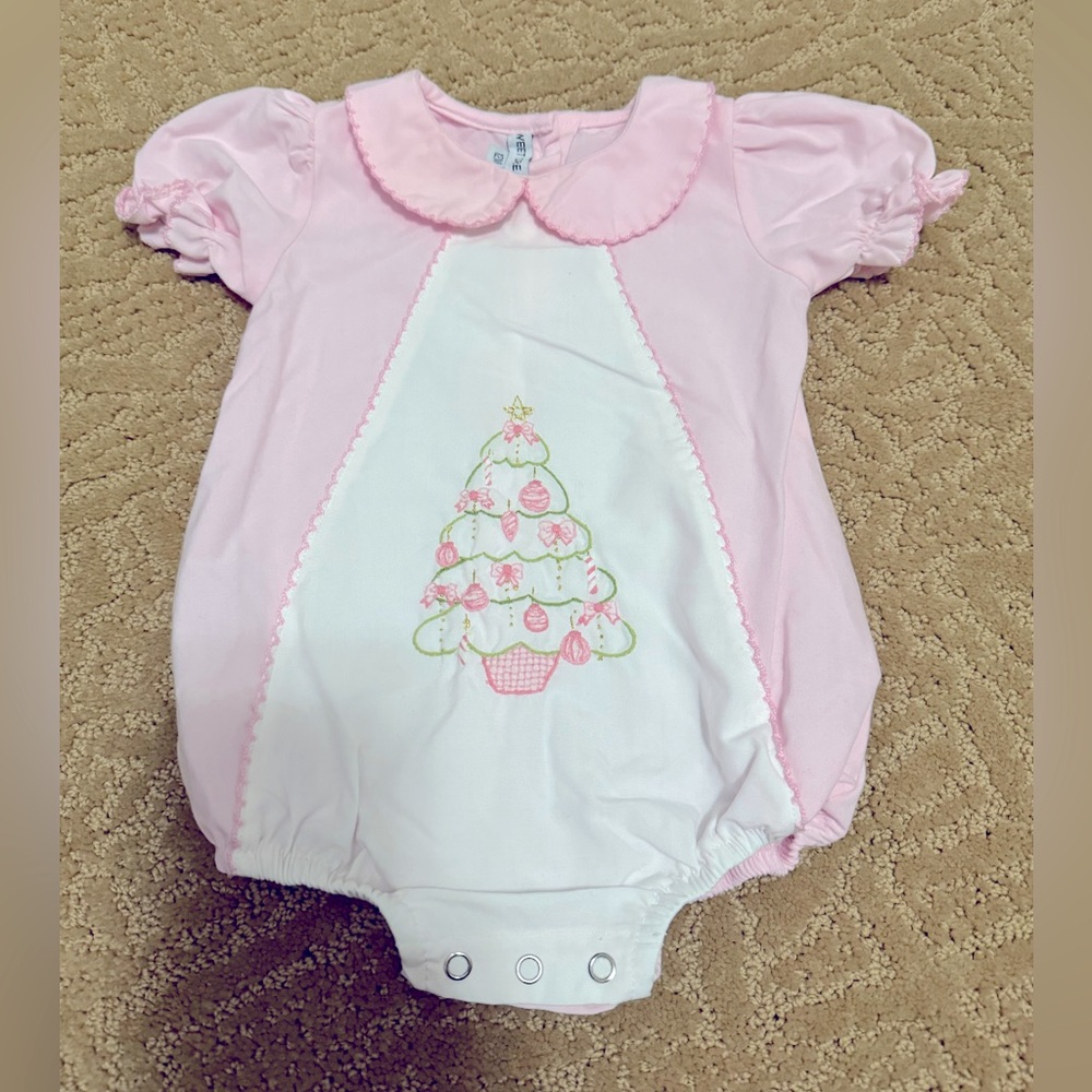 Adorable Christmas Bubble. 12M. Worn once!